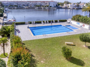 Apartment Sant Maurici by Interhome